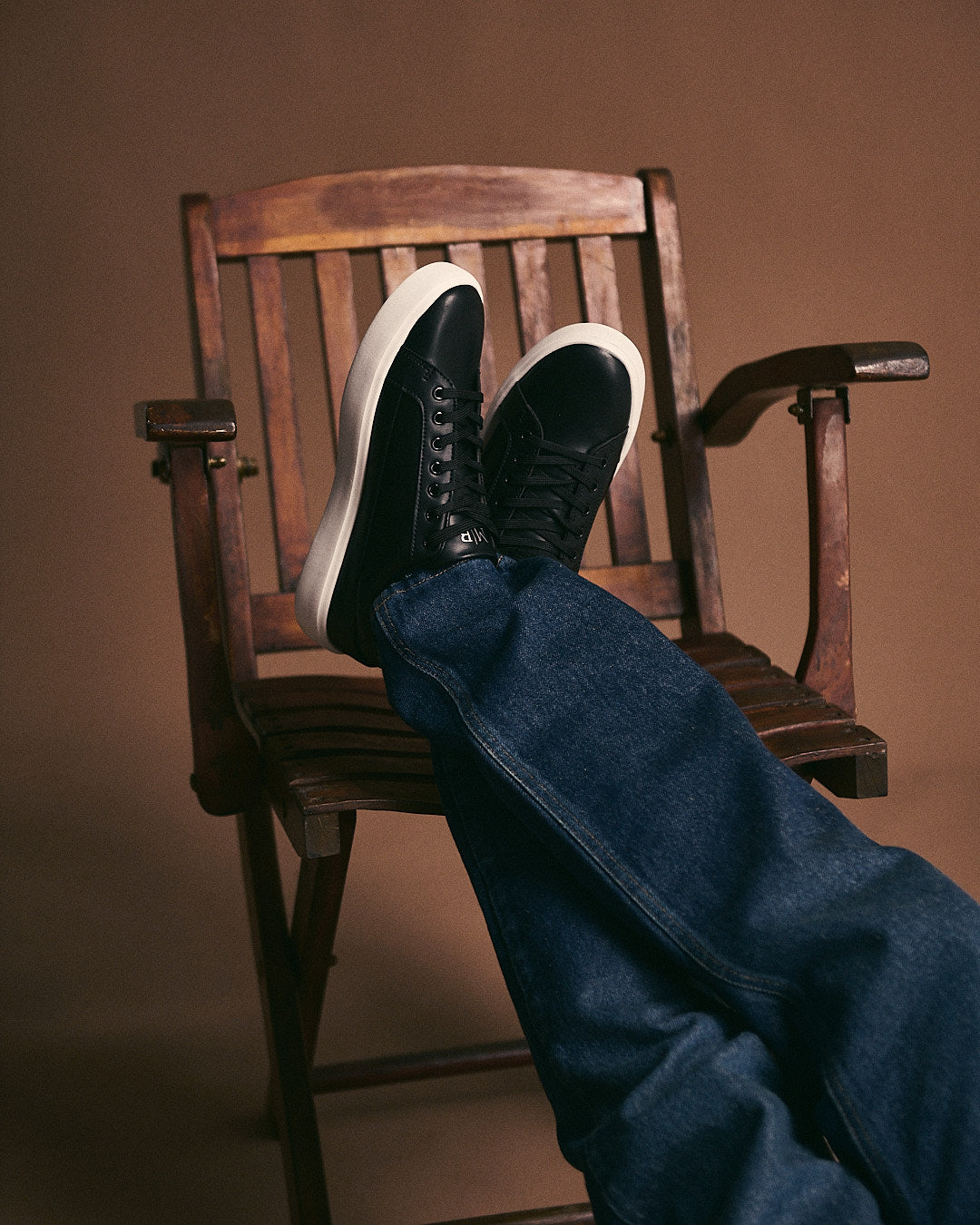 Tenis True Black by Maison Botter