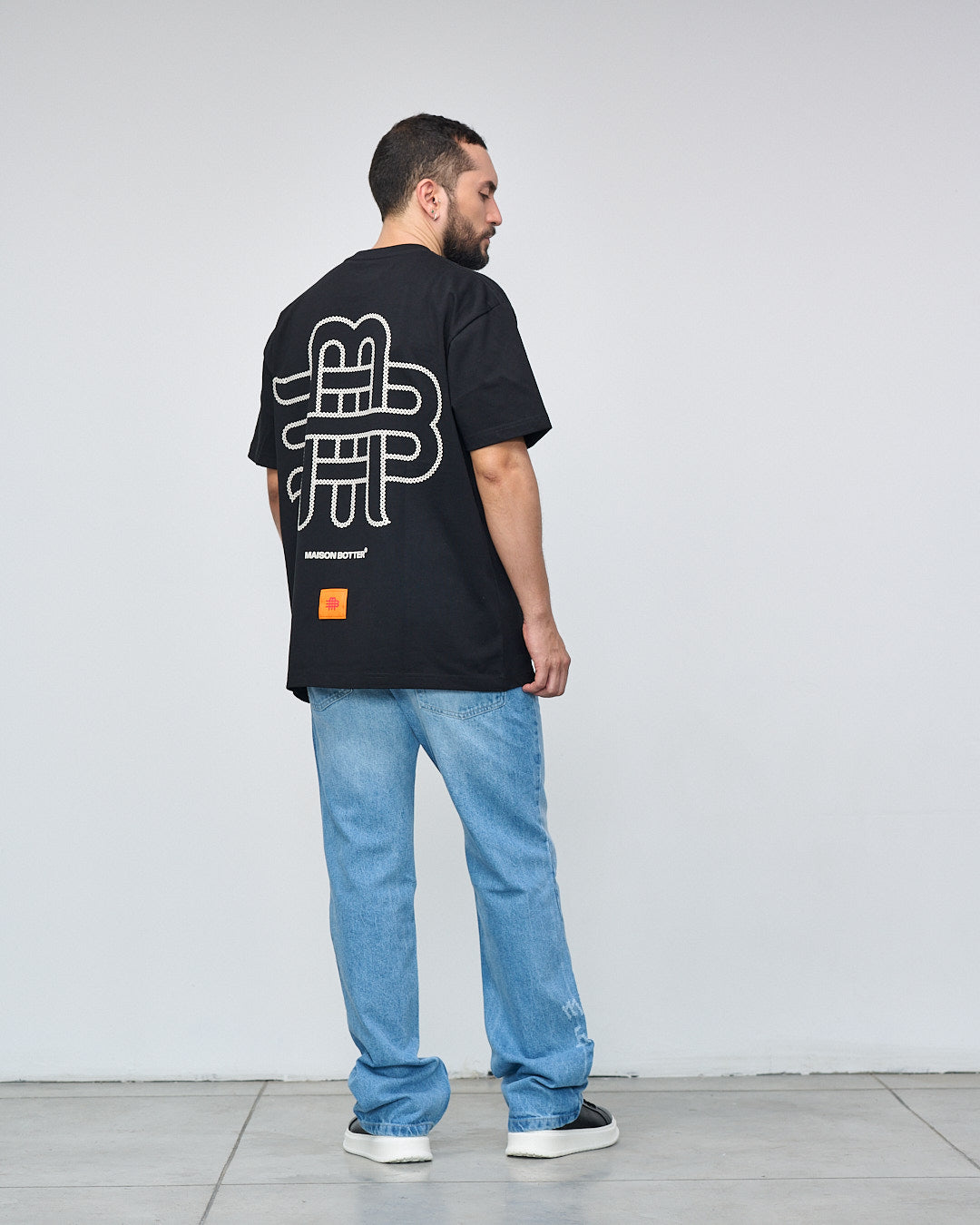 T-shirt Sequence - Black by Maison Botter