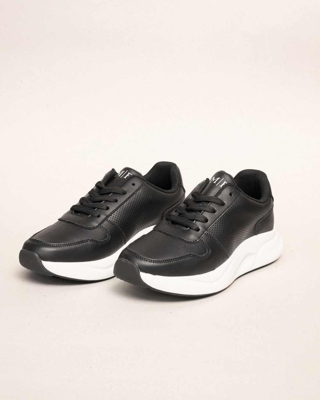 Tenis One Black by Maison Botter